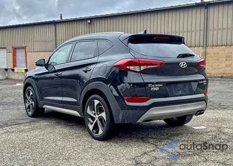 2017 Hyundai Tucson Limited z USA, uszkodzony, nr VIN KM8J3CA2XHU394362